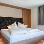 아파트 Maurig